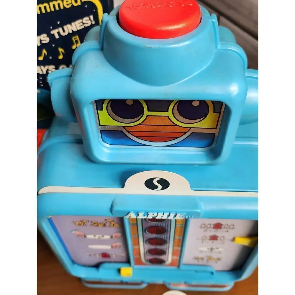 Vintage 1978 Playskool Alphie The Electronic Robot Tested and Working # A67